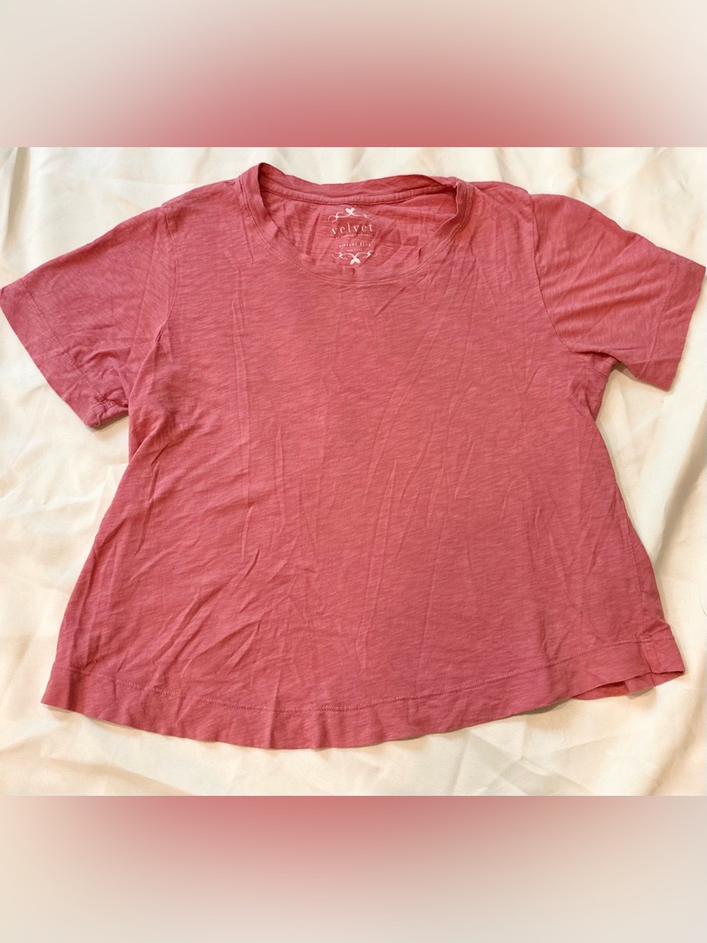 Velvet by Graham & Spencer Pink Short Sleeve Crewneck Tee
